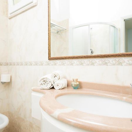 Hotel Rosa Maria Elite Белариа-Игеа Марина Екстериор снимка
