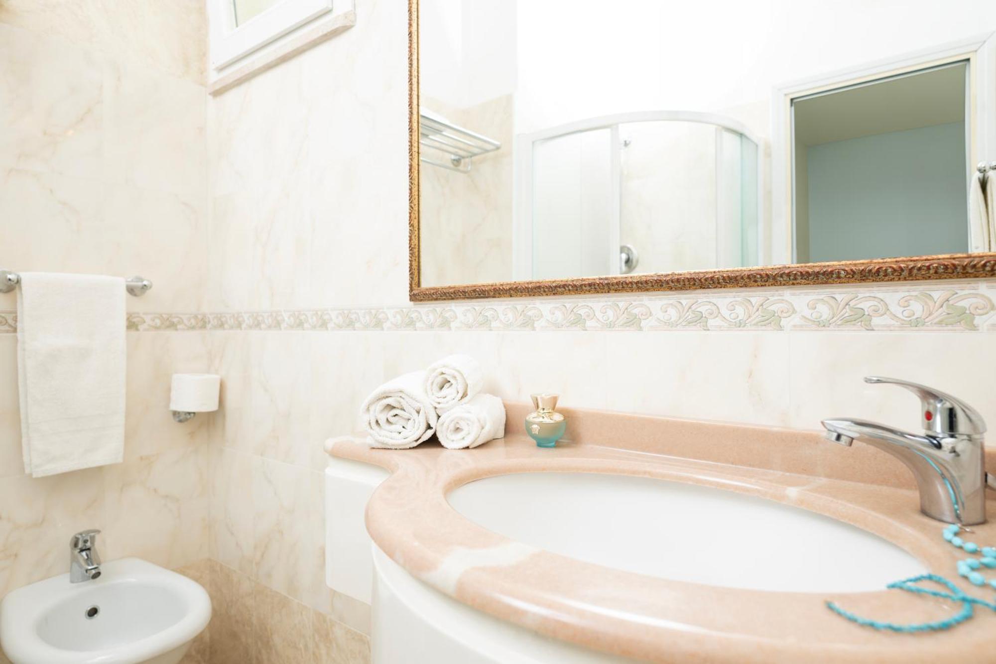 Hotel Rosa Maria Elite Белариа-Игеа Марина Екстериор снимка