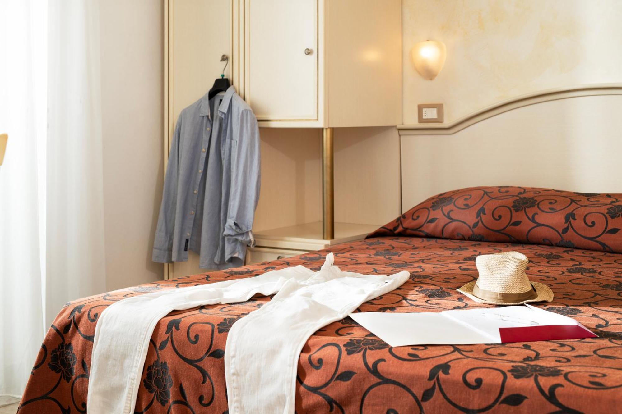 Hotel Rosa Maria Elite Белариа-Игеа Марина Екстериор снимка